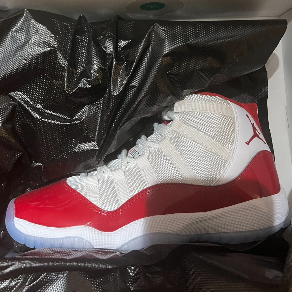 Jordan 11